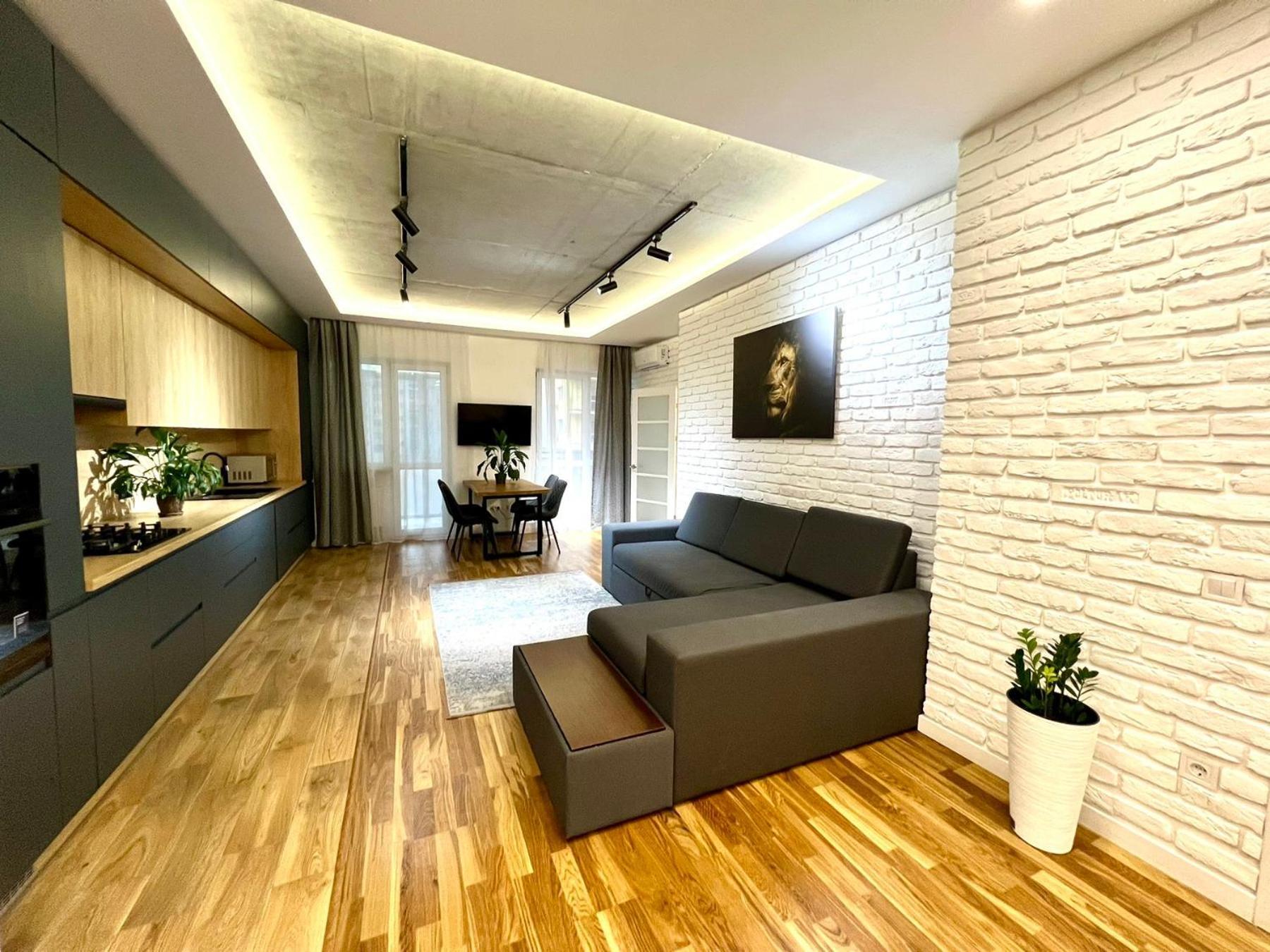 Osapart Ideal Apartment In The Complex Great Britain Lemberg Exterior foto